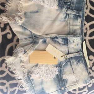 Brand New Tillys Jean Shorts